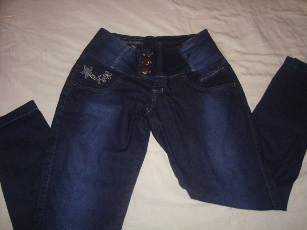 advence jeans